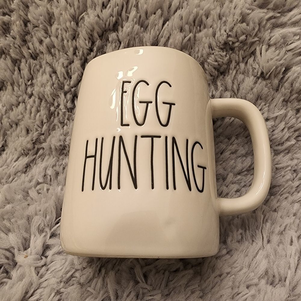 RAE DUNN "Egg Hunting" Mug